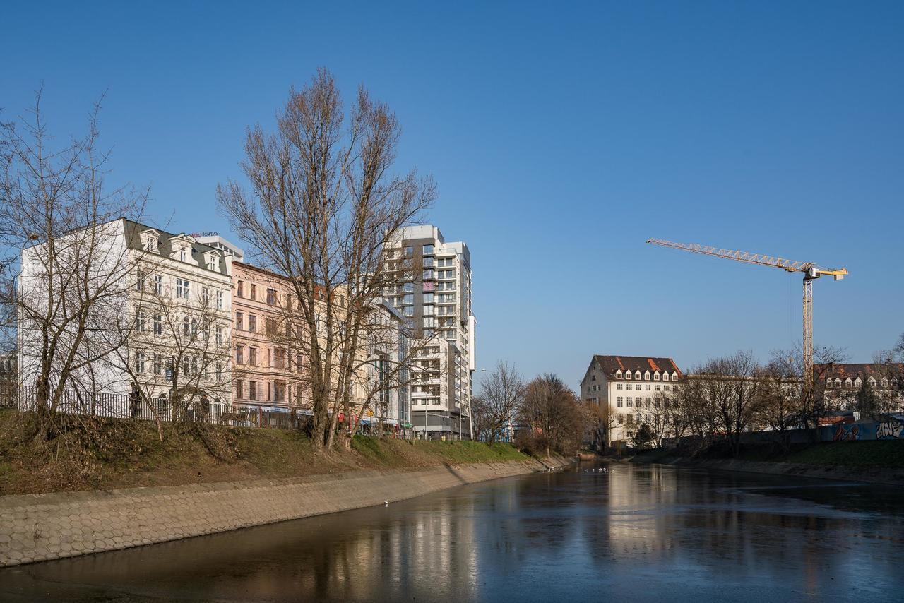 ヴロツワフRentplanet - Odra Towerアパートメント エクステリア 写真